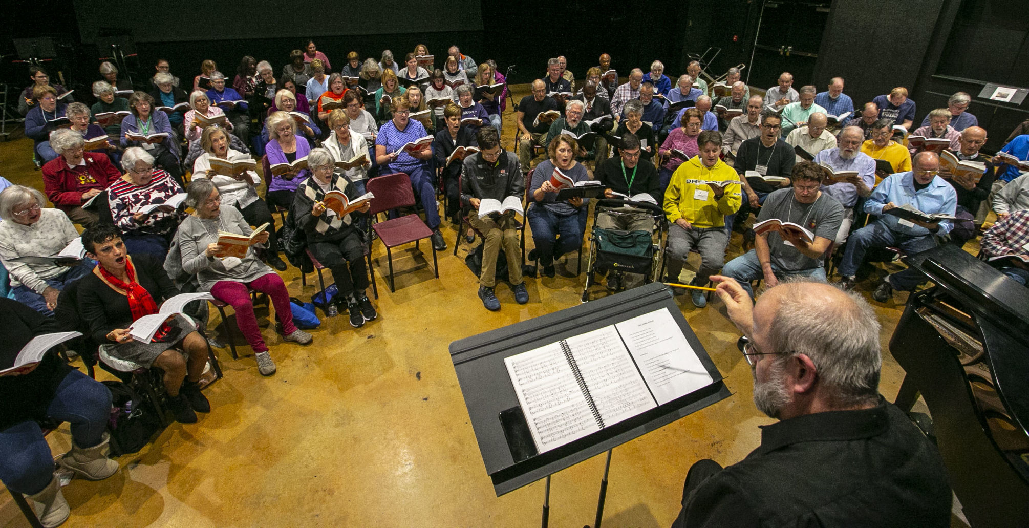 Choral Society of Greensboro rehearses "Messiah"